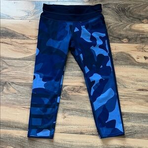 Athleta Blue Camo Leggings Women’s Size Small Workout Yoga Walk Athleisure